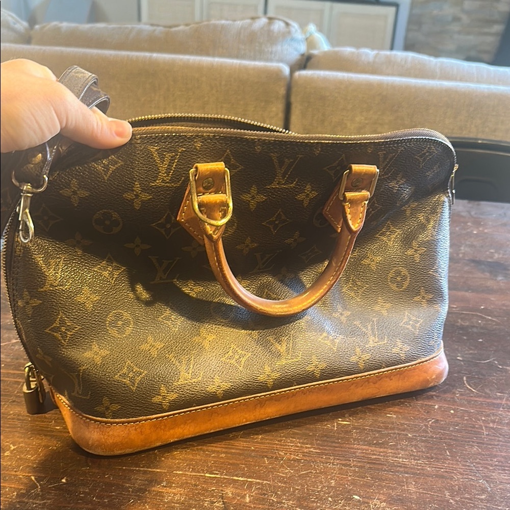 Louis Vuitton Monogram Handbag